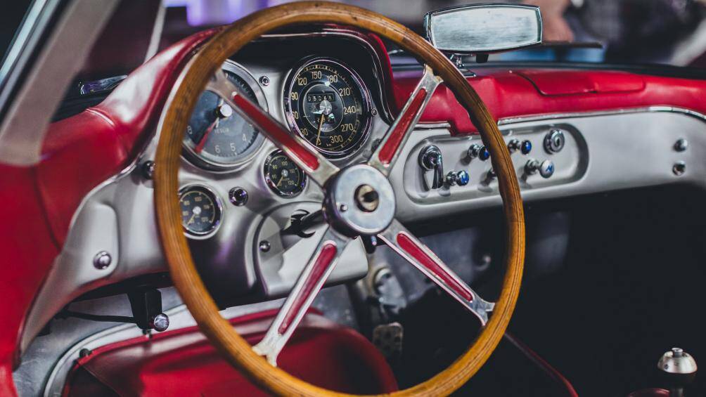 Sở dĩ chiếc xe này đặc biệt bởi ngay sau thời điểm phát triển nó vào năm 1955, Mercedes đã ngừng tham gia vào lĩnh vực đua xe thể thao