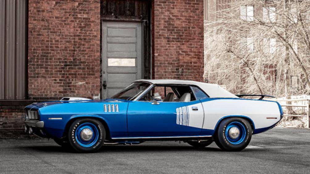 10. Plymouth Hemi Cuda 1971