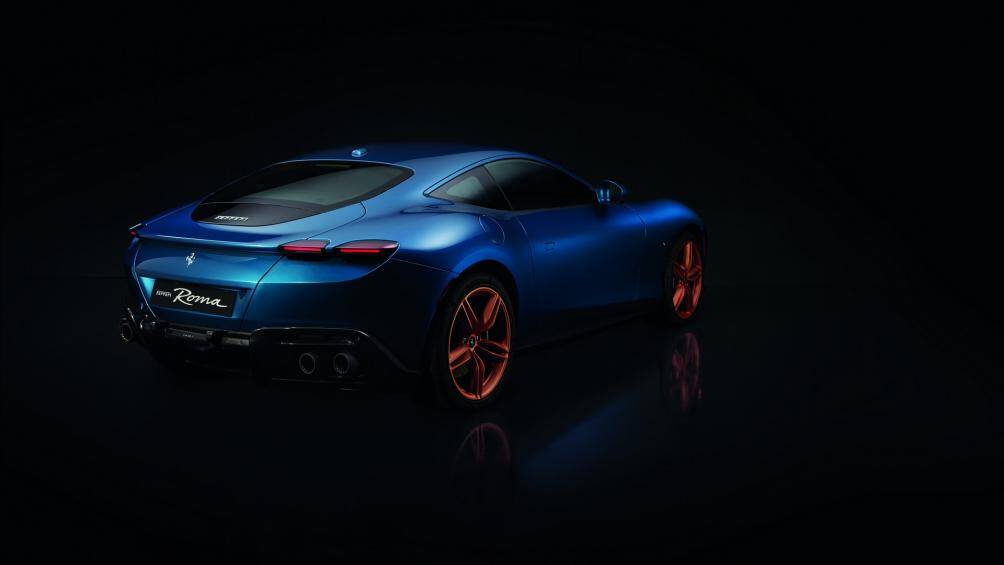 Màu sơn xanh dương của chiếc xe lấy cảm hứng từ quy trình sản xuất màu nhuộm chàm truyền thống của Nhật