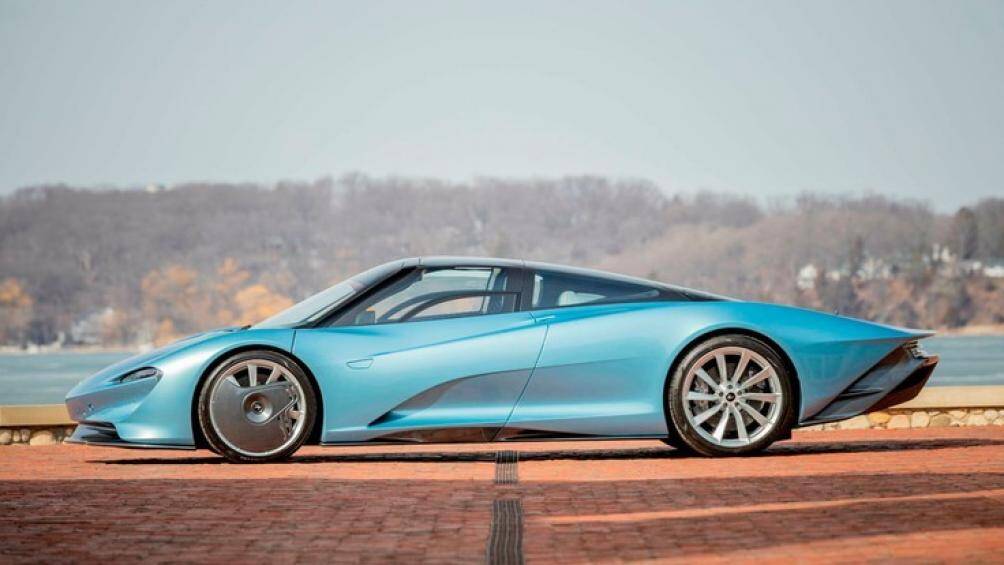 Tại Mỹ, McLaren Speedtail chỉ ở dạng "xe trưng bày" và chưa được hợp pháp hóa để chạy trên đường