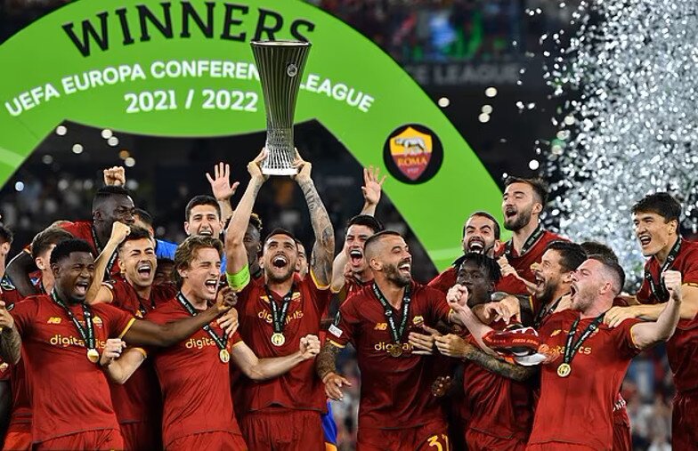 Đây cũng là danh hiệu đầu tiên của Roma sau 14 năm.
