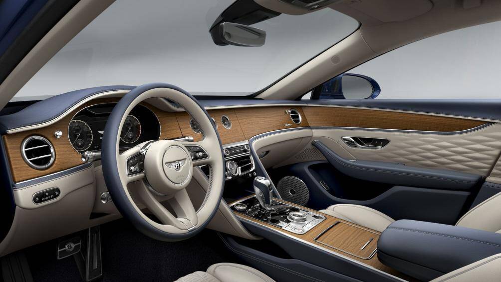 Azure được thiết kế theo hướng gia tăng sức khỏe cho người lái và hành khách với gam màu nội thất thư giãn, dễ chịu