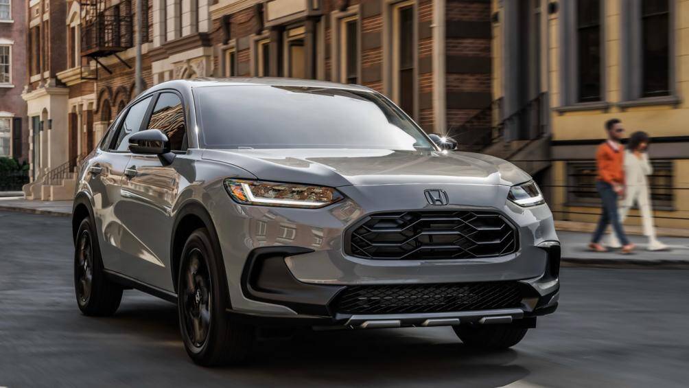 Mẫu xe HR-V 2023 có trục cơ sở dài hơn 43 mm so với thế hệ tiền nhiệm. Chiều dài tổng thể của xe dài hơn 239 mm