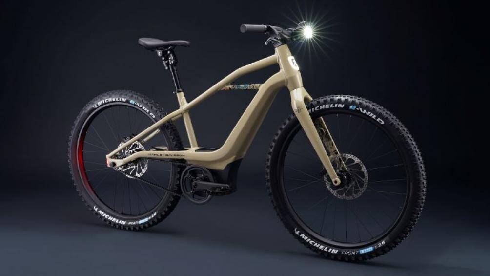 Thương hiệu eBike của Harley-Davidson vừa hé lộ mẫu xe đạp điện mới nhất của mình được hợp tác với Google. Mẫu xe có tên Serial 1