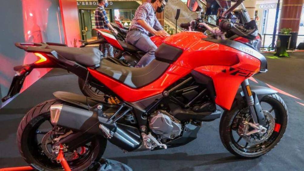 Thay thế cho Multistrada 950, Multistrada V2S ra mắt chỉ với một phiên bản