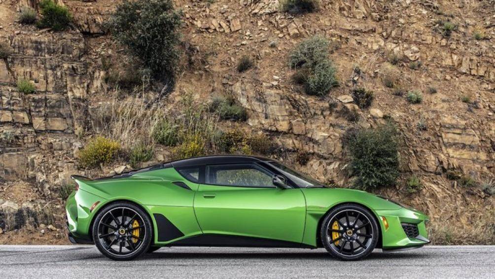 3. Lotus Evora GT (thời gian tăng tốc từ 0-96 km/h: 3,8 giây)