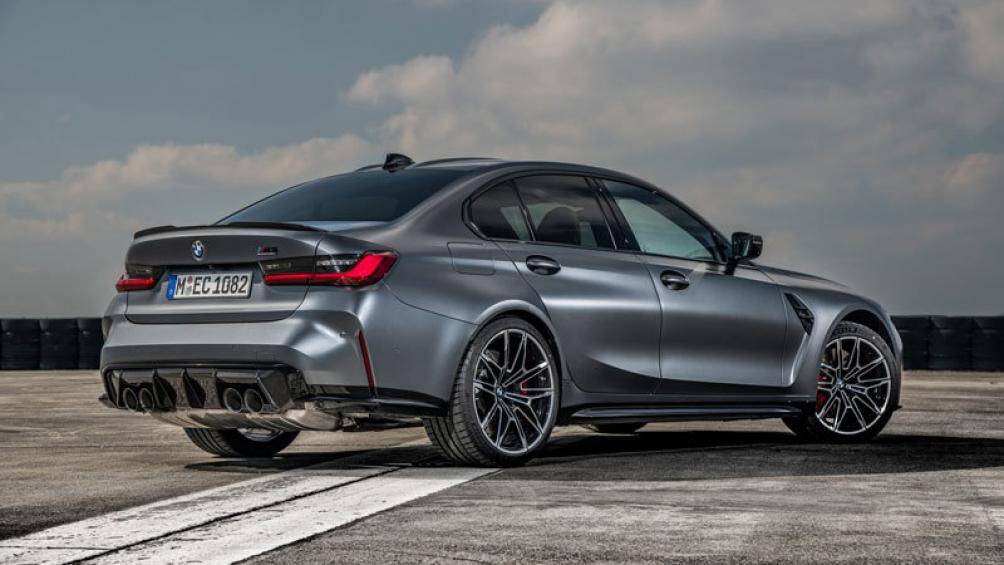 6. BMW M3 Competition (thời gian tăng tốc từ 0-96 km/h: 4,2 giây)