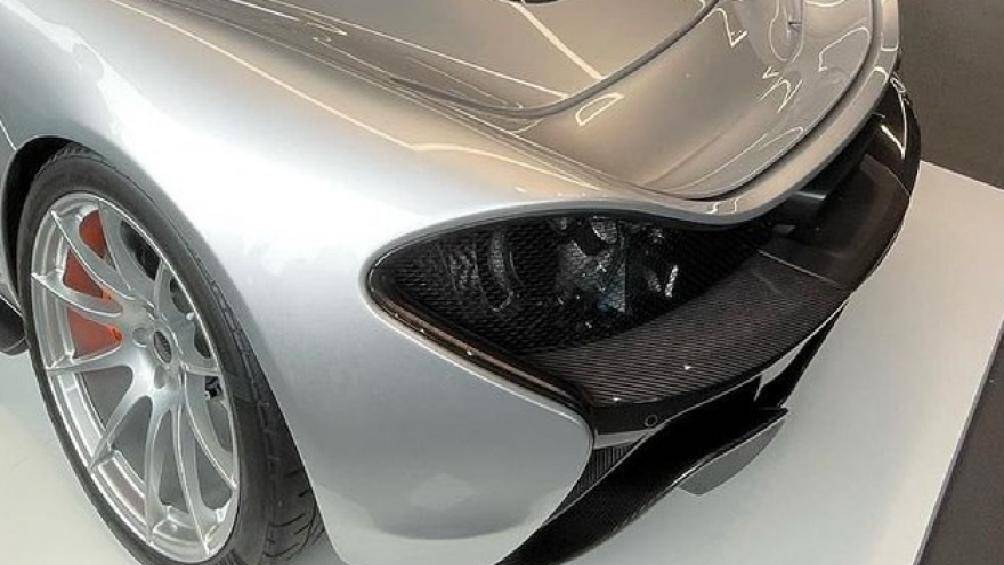 Bên cạnh đó, siêu xe triệu đô còn được trang bị thêm mô-tơ điện, nâng tổng công suất lên 903 mã lực và mô-men xoắn cực đại 979 Nm