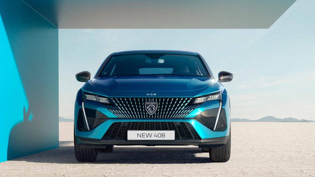 Cụm đèn pha LED siêu mỏng là một trong những điểm nhấn nổi bật ở phần đầu xe