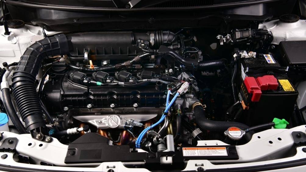 "Trái tim" của Suzuki Swift GL Plus Limitless Edition 2022 vẫn là động cơ xăng Dualjet 4 xi-lanh, dung tích 1.2L, sản sinh công suất tối đa 83 mã lực