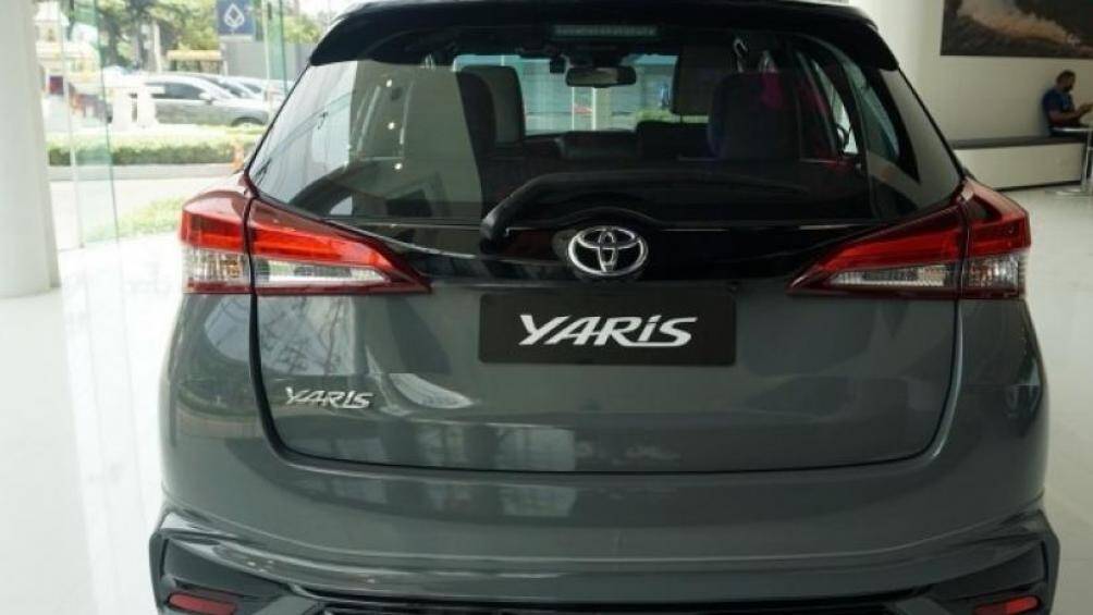 Được biết, mỗi showroom của Toyota ở Thái Lan sẽ chỉ có đúng 1 chiếc Yaris 60th Anniversary 2022 để trưng bày