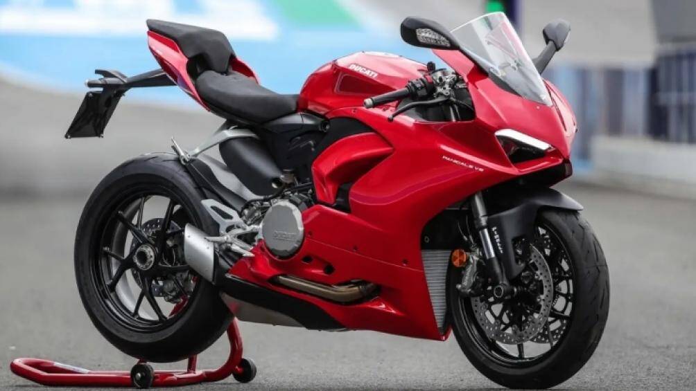 Siêu mô tô thể thao: Ducati Panigale V2 (6,03 lít/100 km).