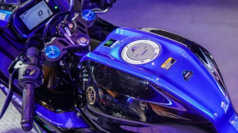 Với chế độ đường đua, người điều khiển sẽ dễ dàng nhận thấy chức năng bộ đếm thời gian vòng đua sẽ được kích hoạt