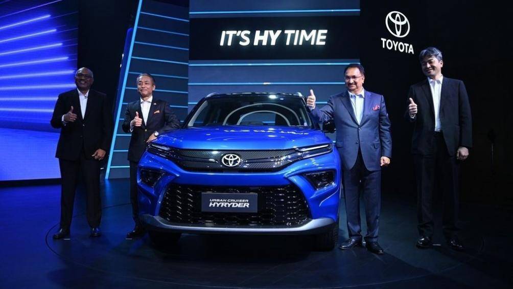 Mẫu SUV mới Toyota Urban Cruiser Hyryder vừa ra mắt do hãng Toyota và liên doanh Maruti Suzuki cùng nhau phát triển.