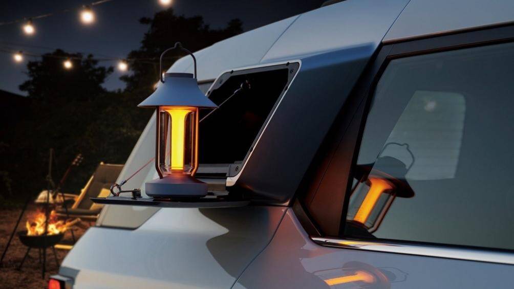 Xe được trang bị động cơ xăng 4 xi-lanh, tăng áp, dung tích 1.5L, tạo ra công suất tối đa 170 mã lực và mô-men xoắn cực đại 280 Nm