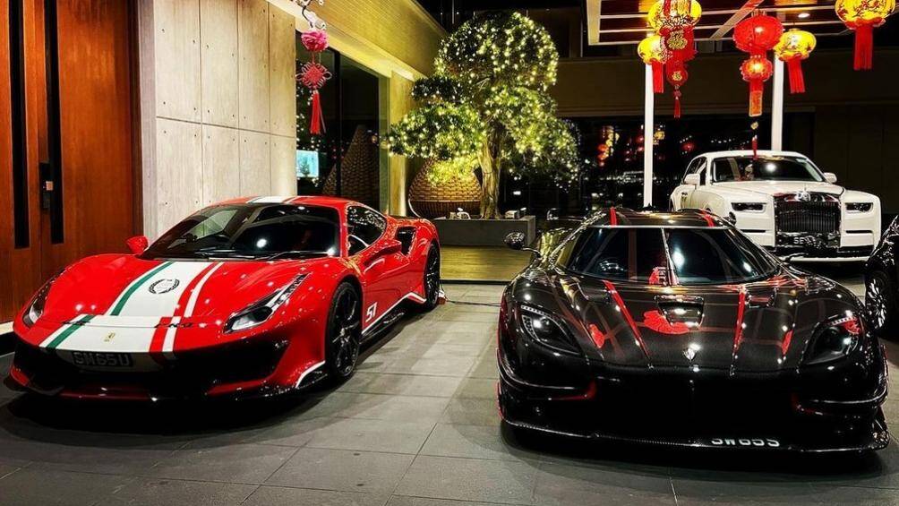 Chiếc Koenigsegg Agera RS Full carbon được tậu vào năm 2019. Xe ban đầu thuộc sở hữu của nữ tay đua nóng bỏng Carina Lima