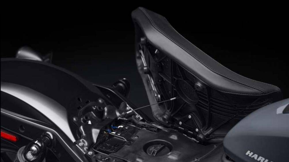 Nightster có ba chế độ lái – Road (đường trường), Sport (thể thao) và Rain (đường trơn)