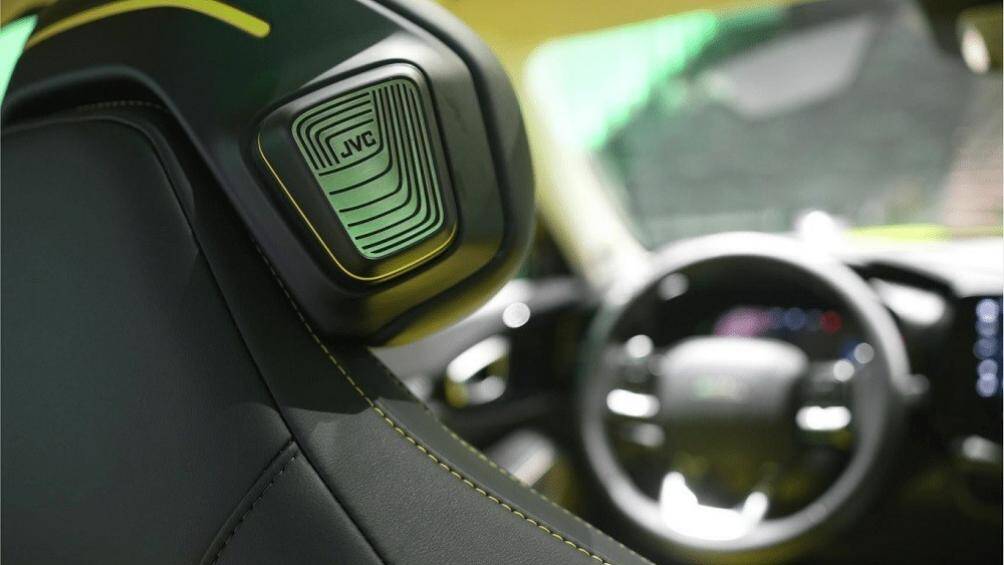 Xe được dự đoán có giá dao động trong khoảng từ 120.000 - 150.000 Nhân dân tệ (khoảng 420 - 525 triệu VNĐ).