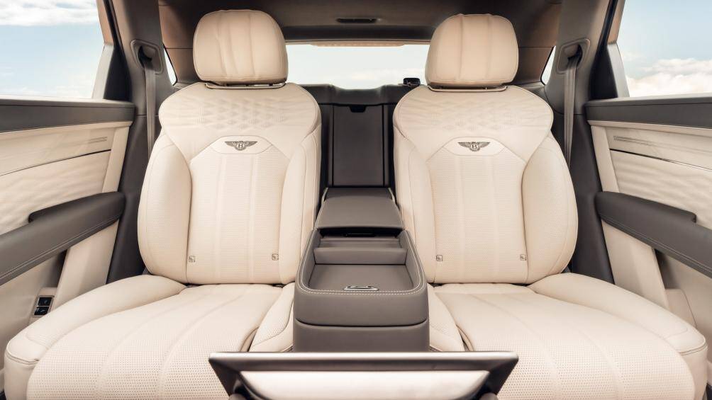 Bentley khẳng định đây là bộ ghế cao cấp nhất từng được trang bị trên xe ô tô hiện nay