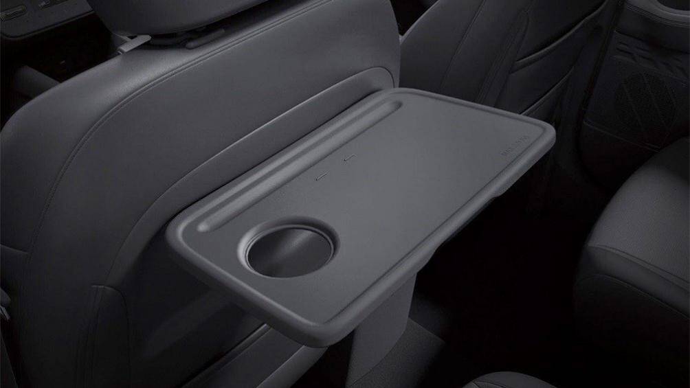 Tại thị trường Indonesia, giá xe Hyundai Stargazer 2022 dao động từ 243,3 - 307,1 triệu Rupiah (khoảng 379,5 - 479 triệu đồng)