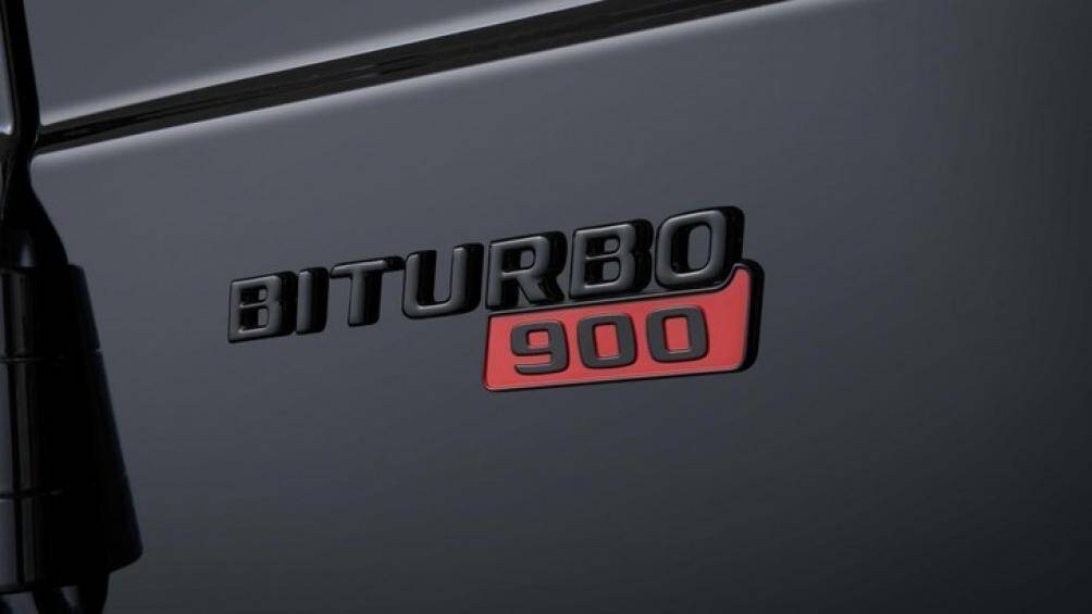 Khách hàng khi chọn mua xe Brabus 900 Rocket Edition có thể lựa chọn 1 trong 2 màu ngoại thất là xám Stealth hoặc đen Signature, hồng, xanh biển