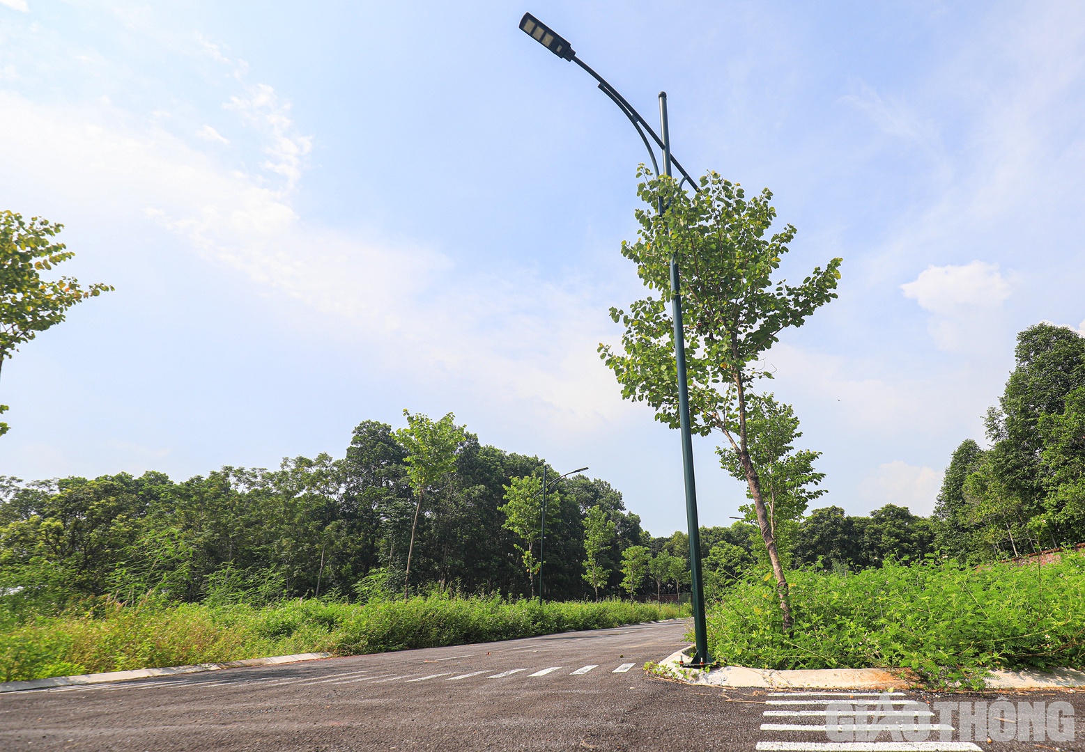 Khảo sát trên một số diễn đàn bất động sản, các lô đất ở đây có giá từ 18 - 20 triệu/m2. So với trước đó, giá đất hiện tại chưa có nhiều sự thay đổi.