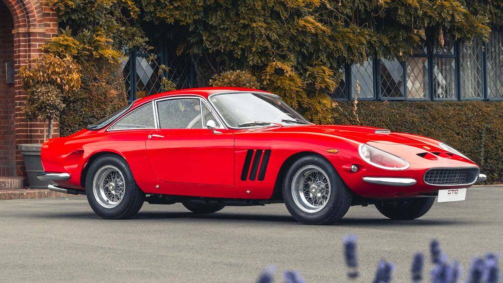 Sau nhiều năm sử dụng, chiếc xe này vẫn còn trong tình trạng khá mới, các chi tiết đã được tinh chỉnh và sửa đổi, phục hồi