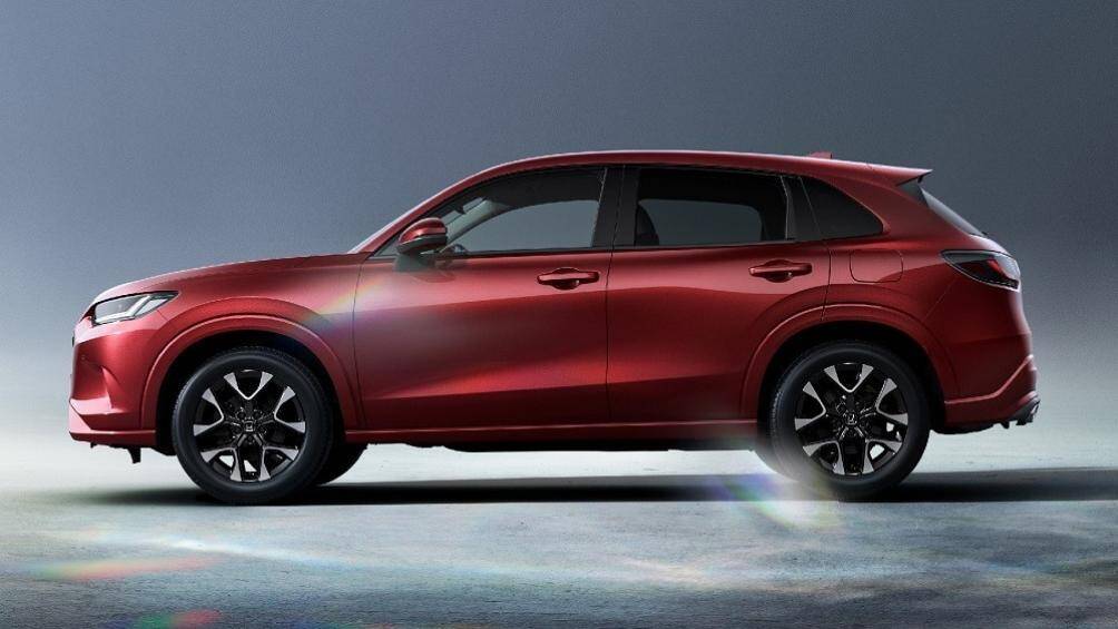 Đặc biệt, ZR-V mới được trang bị hệ thống hybrid AWD kết hợp khối động cơ 2.0 lít, hộp số CVT điện và hai động cơ điện cho tổng công suất 181 mã lực