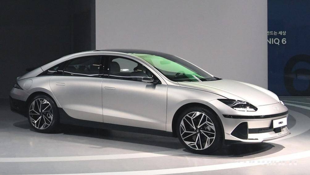 Không chỉ có kích thước lớn, Hyundai Ioniq 6 2023 còn mang trên mình thiết kế ngoại thất khí động lực học