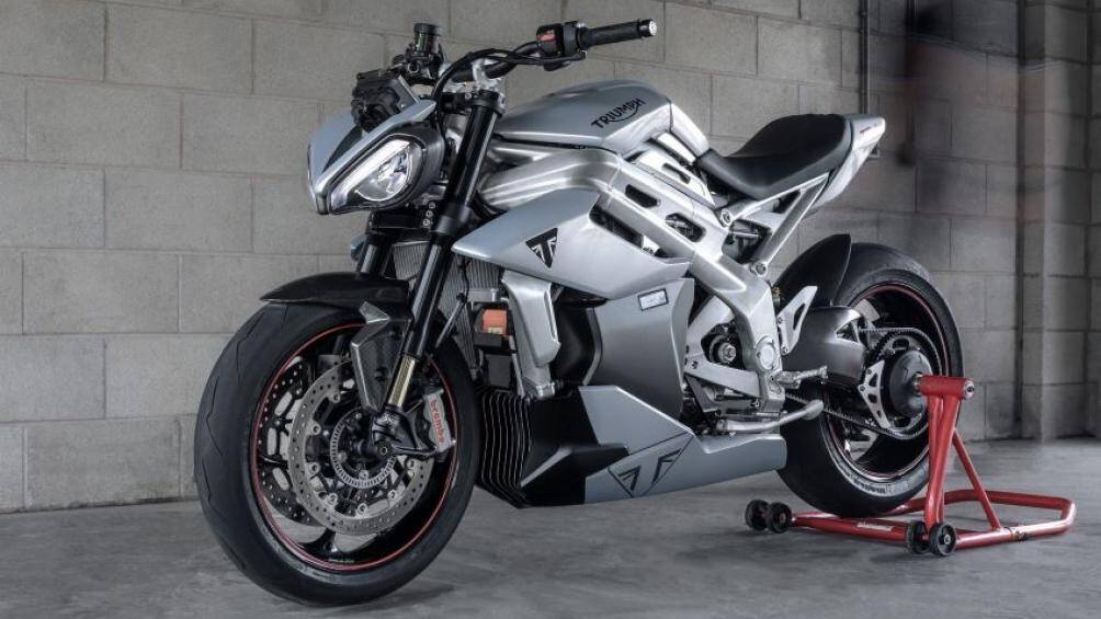 Triumph vừa hoàn thành việc phát triển mẫu xe điện đầu tiên của mình là TE-1 có công suất mạnh ngang siêu xe thể thao 1.000 cc