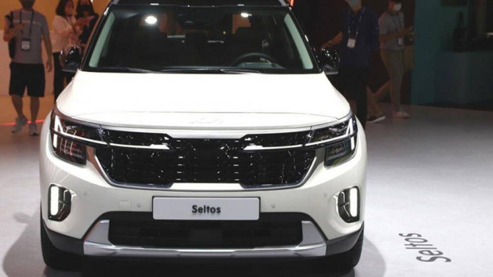 Động cơ này tạo ra công suất tối đa 149 mã lực và mô-men xoắn cực đại 179 Nm. Ngoài ra hãng vẫn giữ lại một động cơ của phiên bản cũ