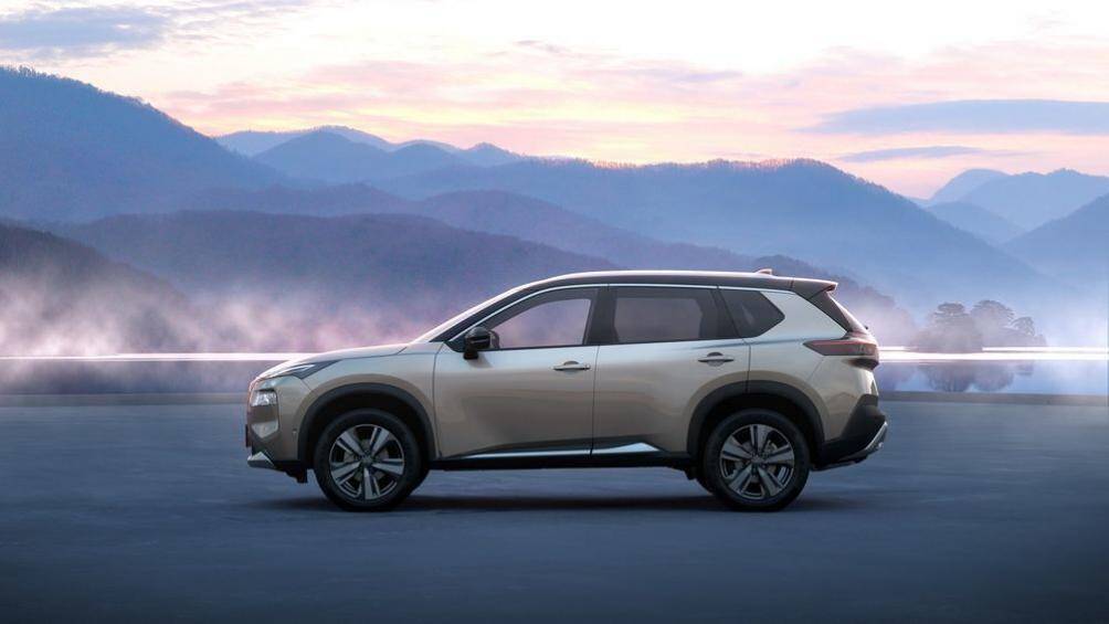 Tùy phiên bản, Nissan X-Trail đời mới sẽ có thiết kế bộ mâm khác nhau với kích thước 19 inch, gương chiếu hậu sơn đen thể thao