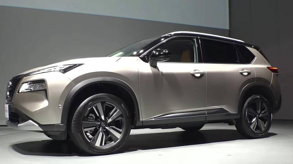 Khối động cơ xăng tăng áp, 3 xi-lanh - 1.5L chỉ đóng vai trò như một máy phát điện, dùng để sạc pin cho mô-tơ điện