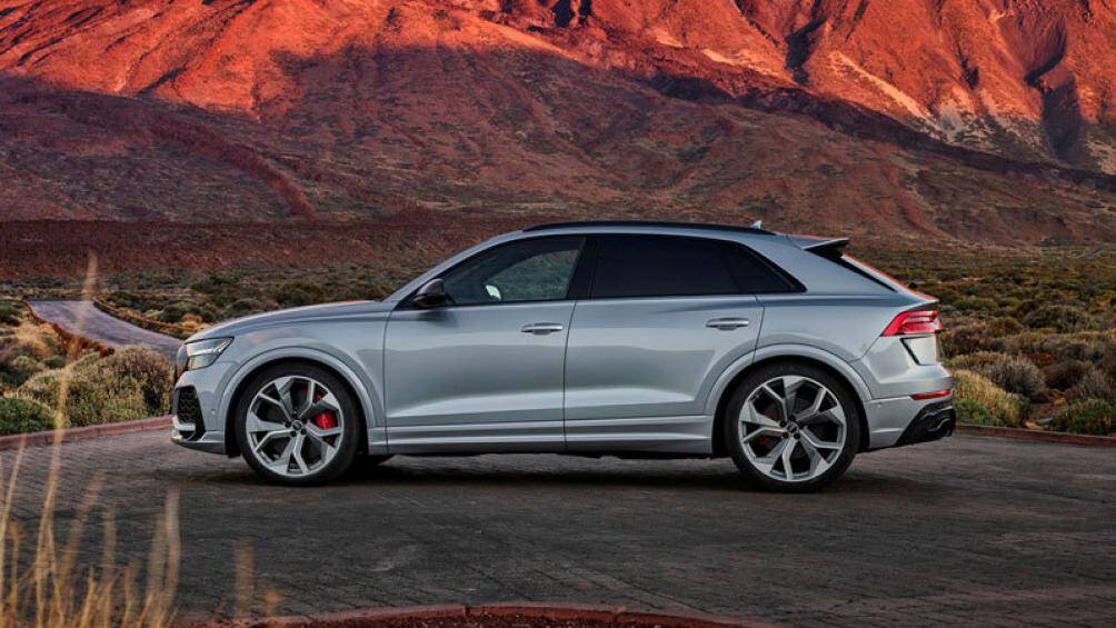 4. Audi RS Q8 (vận tốc tối đa: 305 km/h)