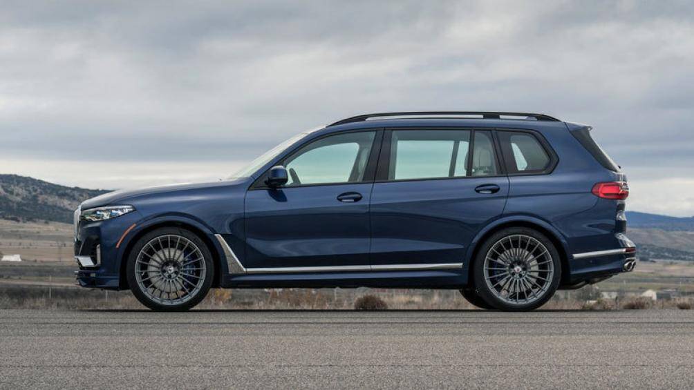 7. BMW Alpina XB7 (vận tốc tối đa: 290 km/h)