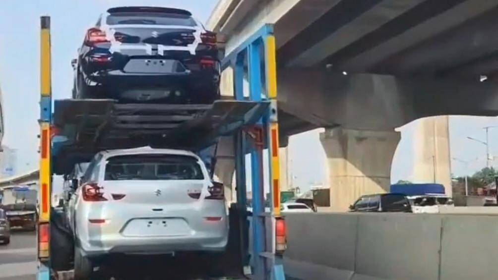 Mới đây, những chiếc Suzuki Baleno 2022 được chở bằng xe lồng bị bắt gặp trên đường phố Indonesia