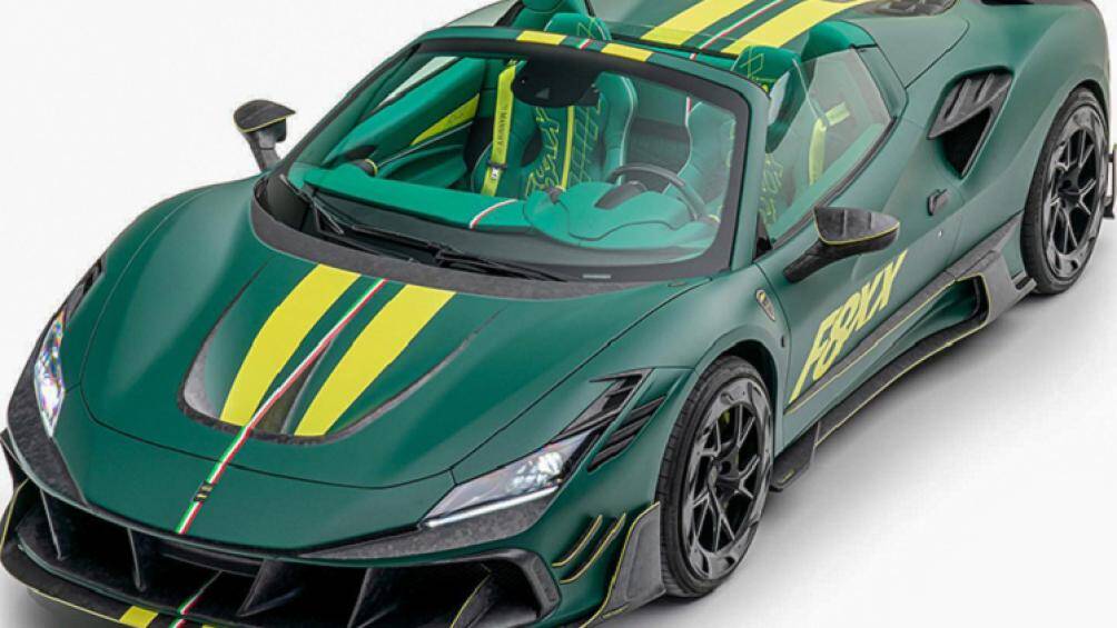 Hai chiếc bản Spider tại Việt Nam đã được ông Đặng Lê Nguyên Vũ mua. Giá bán của F8 Tributo khoảng 25 tỷ đồng và F8 Spider khoảng 27 tỷ đồng