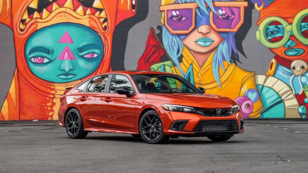 10. Honda Civic Si (vận tốc tối đa: 220 km/h)