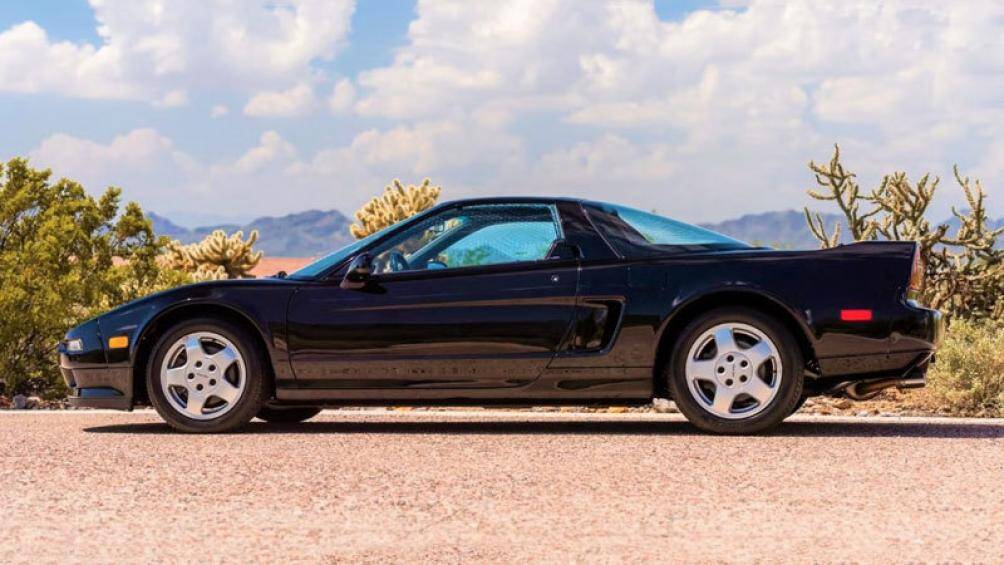 4. Honda NSX NA (vận tốc tối đa: 270 km/h)