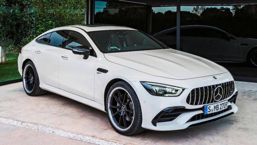 7. Mercedes-AMG GT 4 cửa