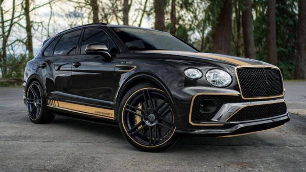 Chiếc Bentley Bentayga sang trọng qua bàn tay của hãng độ Manhart đã biến thành một chiếc xe thể thao và hầm hố hơn