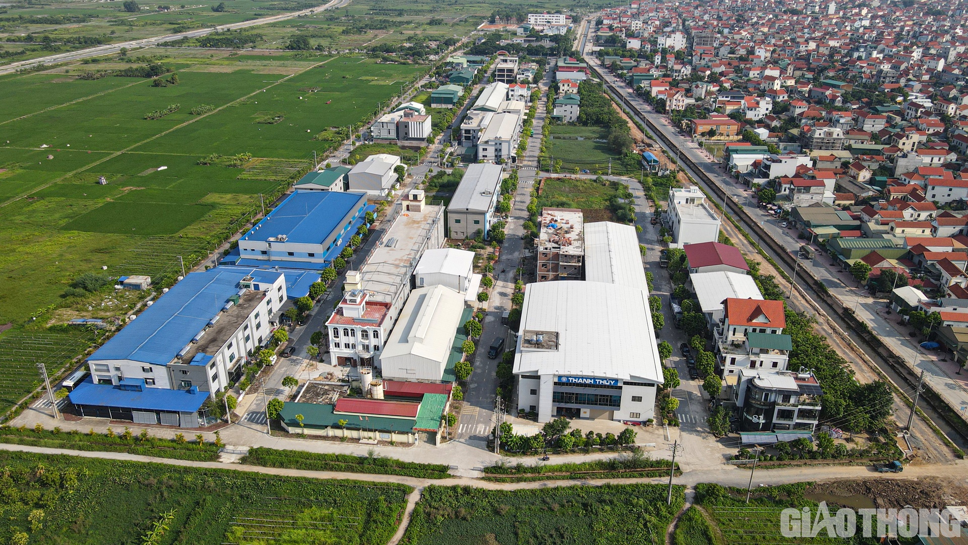 Dự án được giao cho Công ty Cổ phần Tập đoàn Minh Dương (Công ty Minh Dương) làm chủ đầu tư xây dựng và kinh doanh hạ tầng cụm công nghiệp.