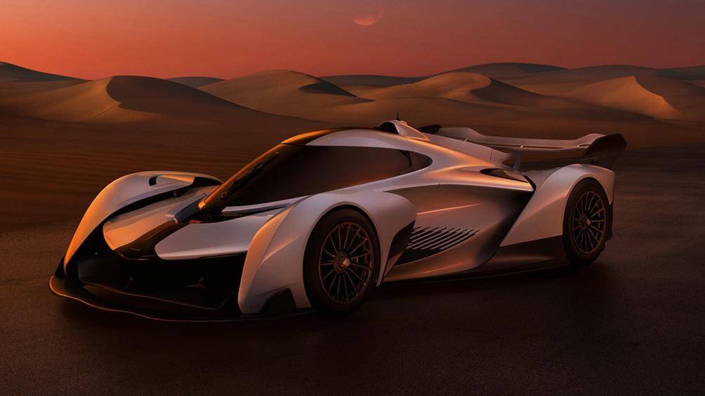 Tổng trọng lượng của Solus GT thấp hơn 1000 kg và McLaren đang hướng tới thời gian tăng tốc từ 0 - 96 km/h trong vòng dưới 2,5 giây