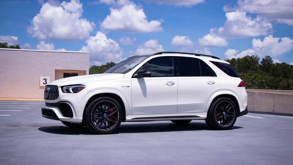5. Mercedes AMG GLE 63 S 4MATIC Plus (giá khởi điểm: 116.850 USD)