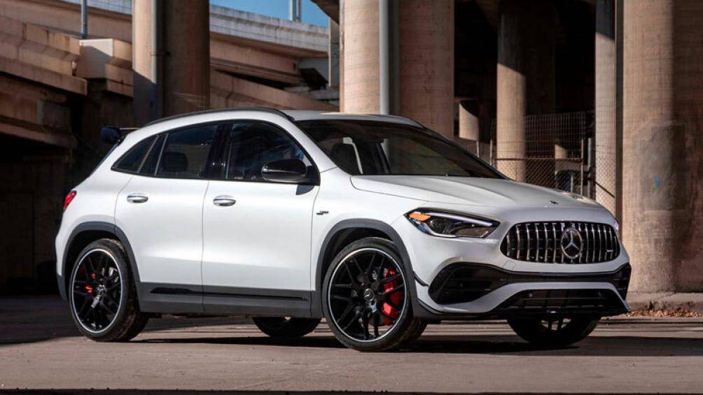 8. Mercedes-AMG GLC 43 (giá khởi điểm: 59.900 USD)