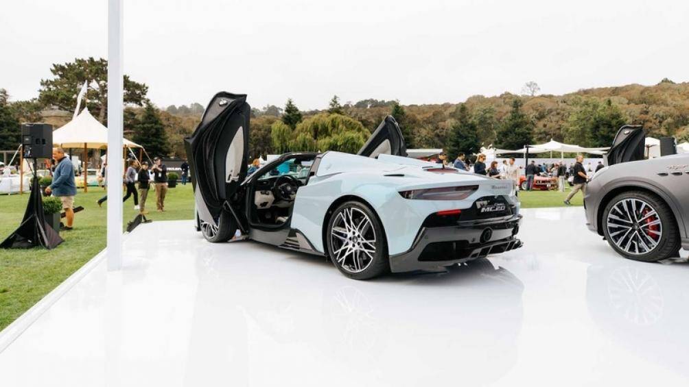 MC20 Cielo Spyder là chiếc xe mui trần sở hữu khả năng đóng hoặc mở phần mui xe kính trong vòng 12 giây