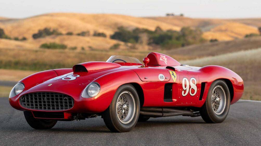 Chiếc Ferrari 410 Sport Spider 1955 đã được bán với giá 22 triệu USD (hơn 515 tỷ đồng) trong một cuộc đấu giá mới đây