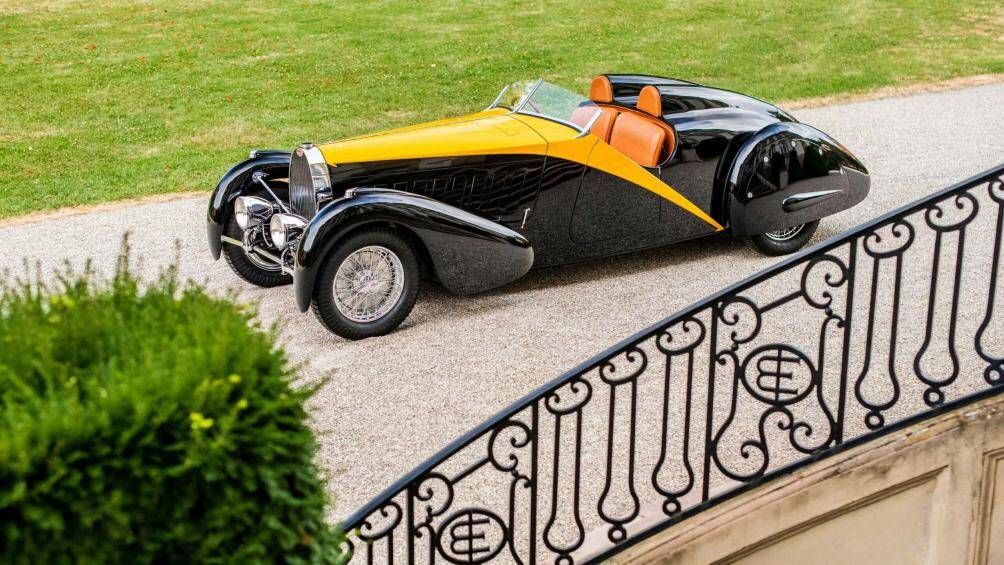 Type 57 Roadster Grand Raid Usine ra mắt tháng 10 năm 1934. Chiếc xe này được thiết kế để tham gia vào nhiều cuộc đua khắp thế giới