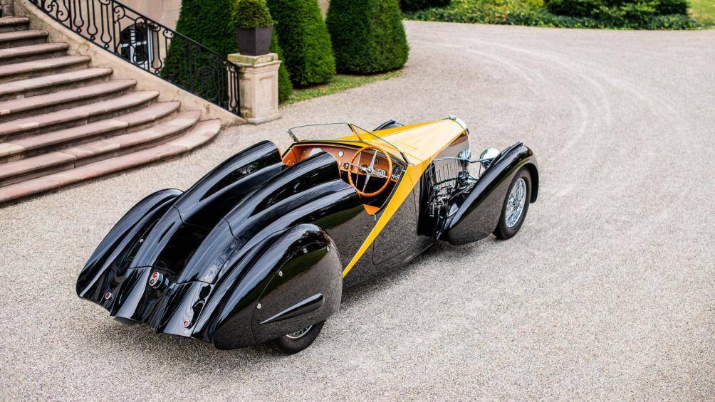 Chính vì thế phần thân xe đã được làm từ vật liệu nhôm nhẹ nhưng được gia cố rất chắc chắn