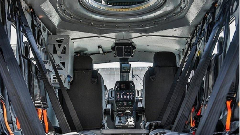 Động cơ của Paramount Marauder Mark 2 là máy dầu diesel tăng áp 6 xi-lanh thẳng hàng cho công suất 281 mã lực và mô-men xoắn cực đại 970 Nm